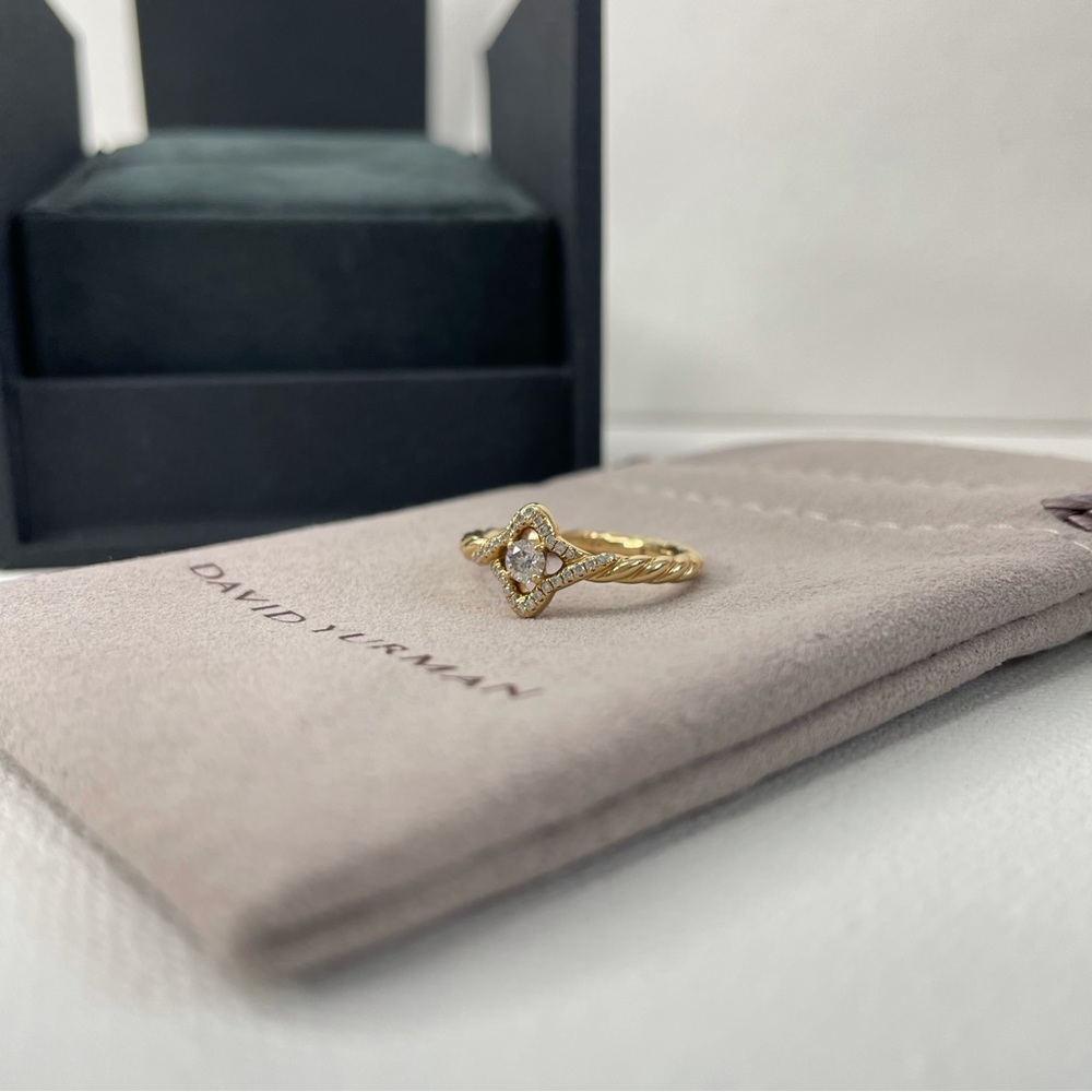DAVID YURMAN 18K Gold Quatrefoil Diamond Ring Size 5.75